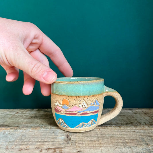 Mini mountain mug